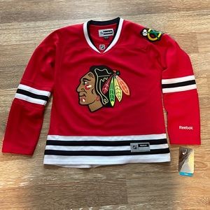 Women’s Blackhawks game day jersey